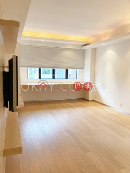 Exquisite 3 bedroom with balcony | For Sale | Wah Fung Mansion 華峯樓 Sales Listings