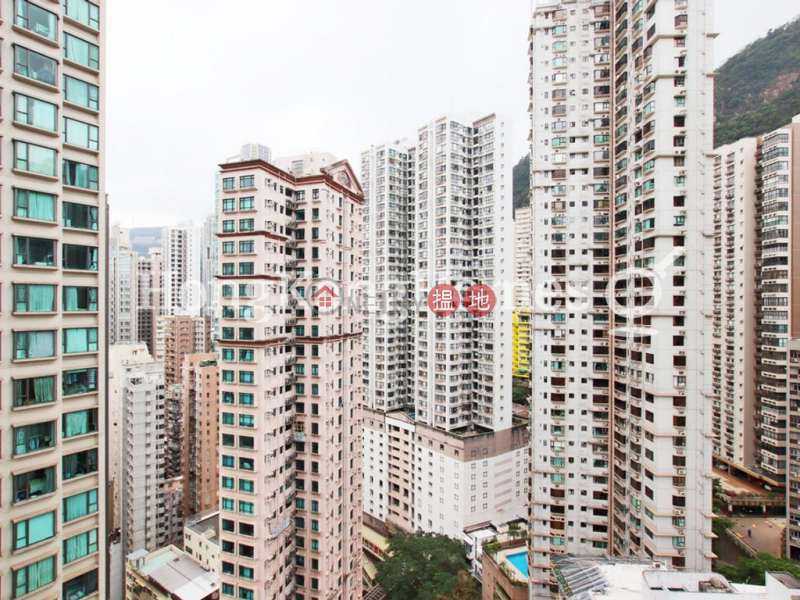 Property Search Hong Kong | OneDay | Residential Rental Listings | 3 Bedroom Family Unit for Rent at Seymour Place