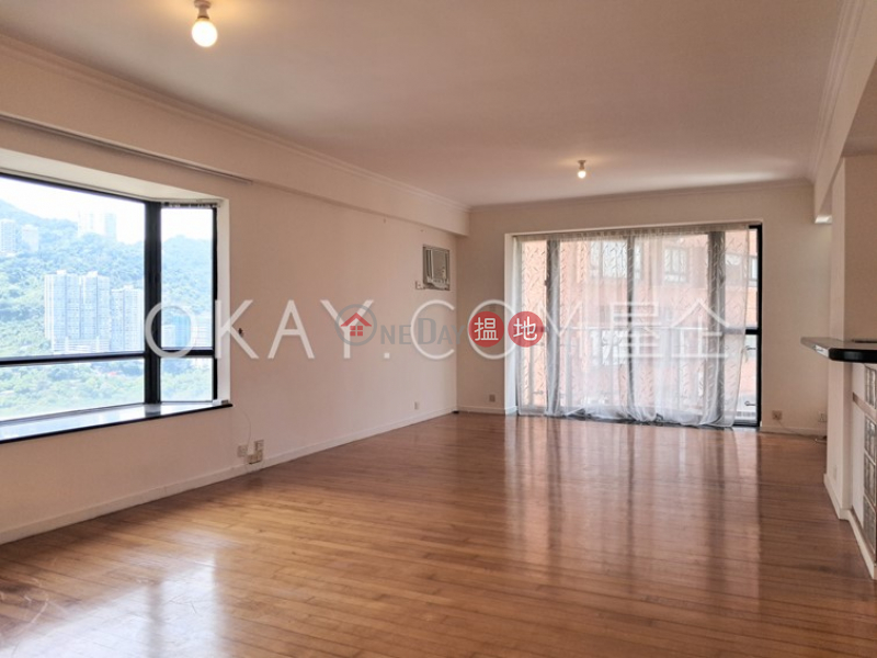 Beautiful 3 bedroom with balcony & parking | Rental | Beverly Hill 比華利山 Rental Listings