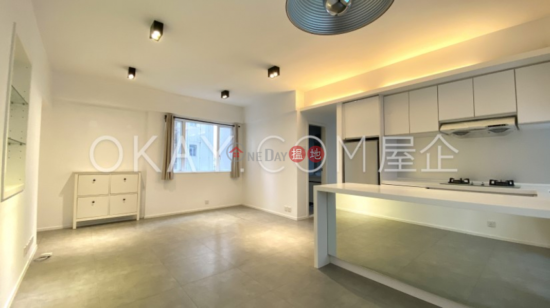 Nicely kept 2 bedroom in Mid-levels West | For Sale | 128-132 Caine Road | Western District, Hong Kong, Sales HK$ 12.5M