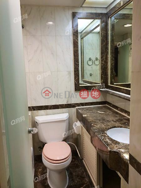 HK$ 33,000/ month | Scenecliff Western District, Scenecliff | 3 bedroom Mid Floor Flat for Rent