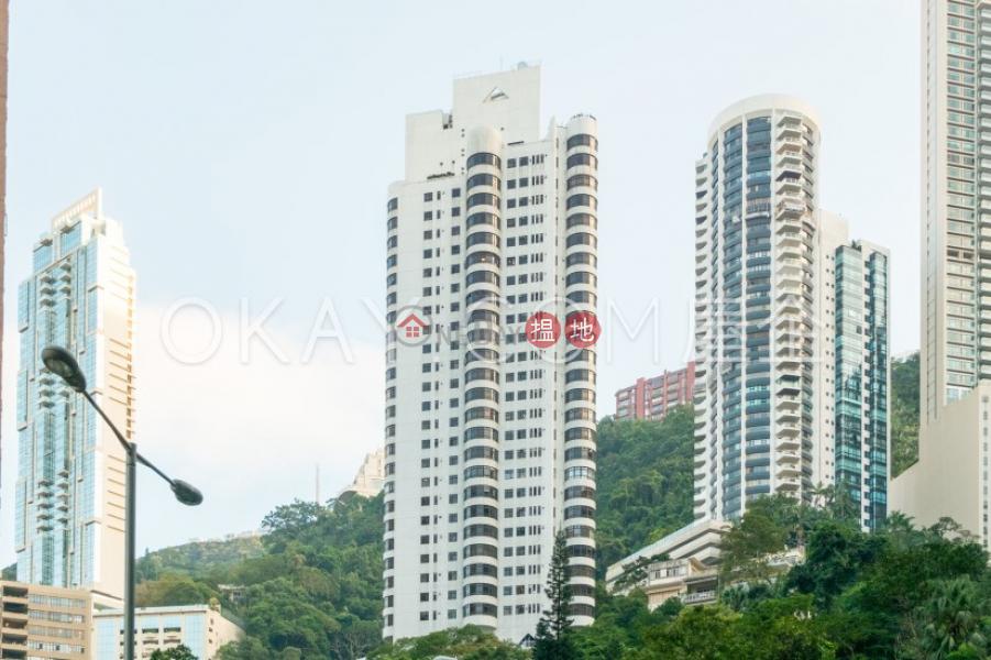 Unique 3 bedroom on high floor with parking | For Sale | Po Garden 寶園 Sales Listings
