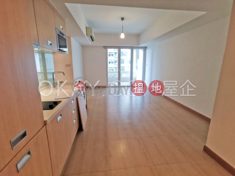 Charming 2 bedroom on high floor with rooftop & balcony | Rental | Robinson Mansion 羅便臣大廈 _0