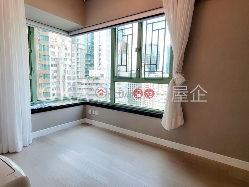 HK$ 32,500/ month Royal Court | Wan Chai District, Gorgeous 3 bedroom in Wan Chai | Rental