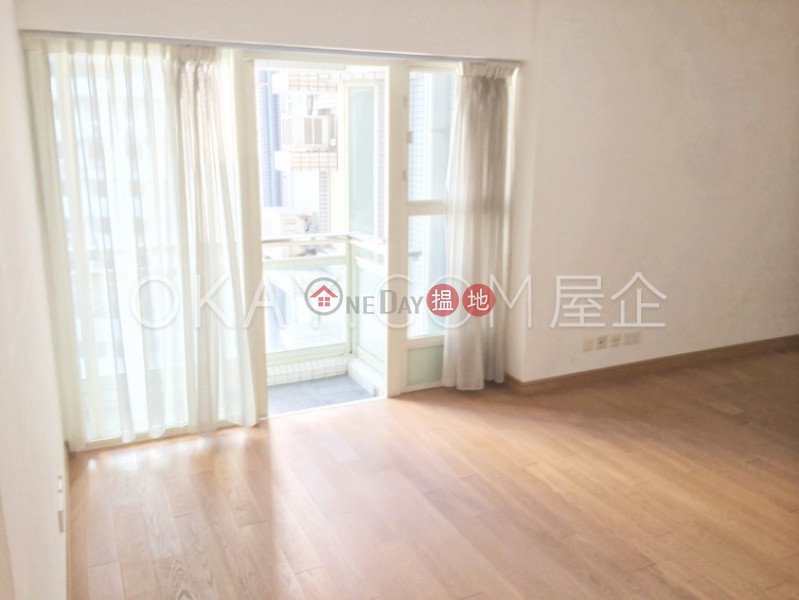 Elegant 3 bedroom with balcony | Rental, Centrestage 聚賢居 Rental Listings | Central District (OKAY-R605)