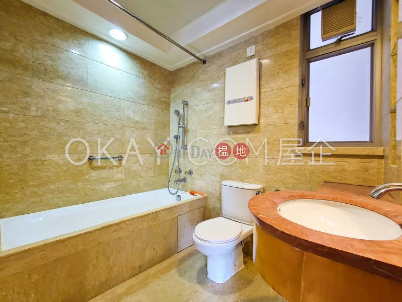Charming 3 bedroom in Kowloon Station | For Sale, 1 Austin Road West | Yau Tsim Mong Hong Kong Sales HK$ 32M