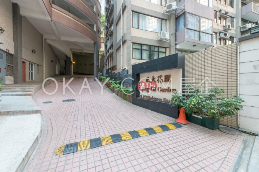 Rare 2 bedroom with balcony | Rental, Jing Tai Garden Mansion 正大花園 Rental Listings | Western District (OKAY-R91613)