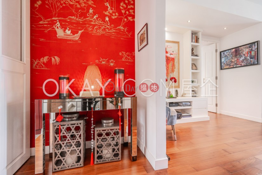 Stylish 3 bedroom with sea views, balcony | For Sale 42 Chung Hom Kok Road | Southern District Hong Kong | Sales | HK$ 24M