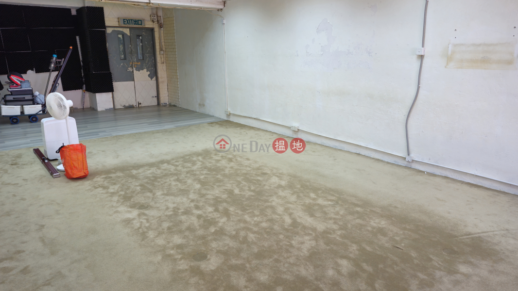 HK$ 9,500/ month Goodview Industrial Building | Tuen Mun Warehouse+ office building, have a key to see