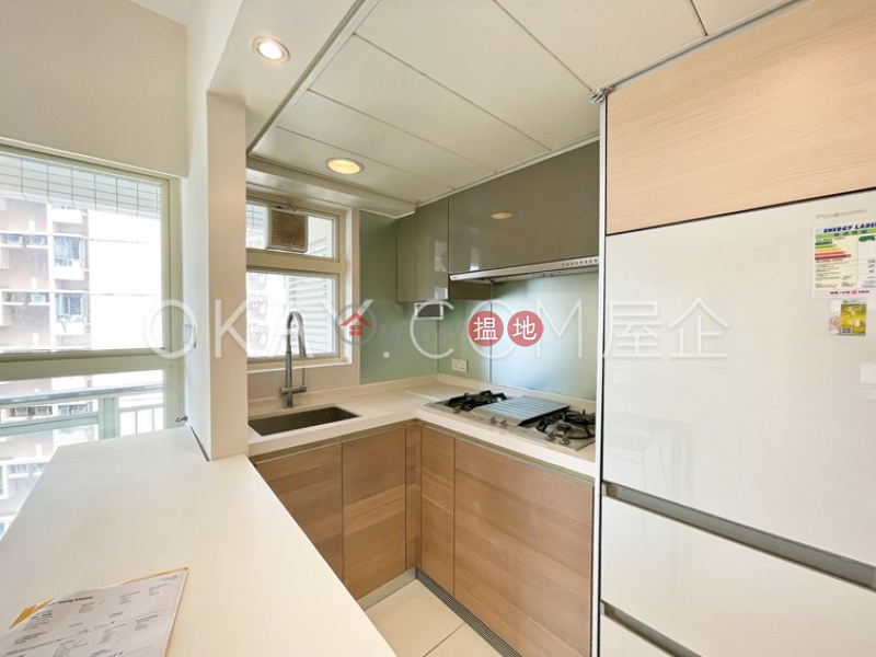 聚賢居-中層住宅出租樓盤-HK$ 25,000/ 月
