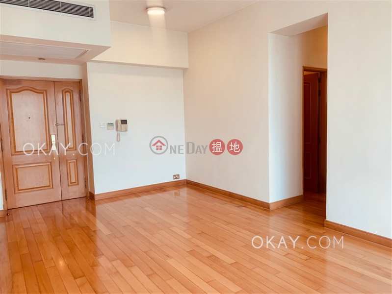HK$ 49,800/ month, Fairlane Tower, Central District Tasteful 2 bedroom with sea views & parking | Rental