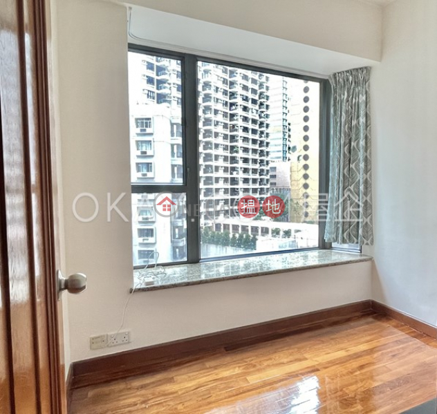 HK$ 32,000/ month, Palatial Crest | Western District, Popular 3 bedroom in Mid-levels West | Rental