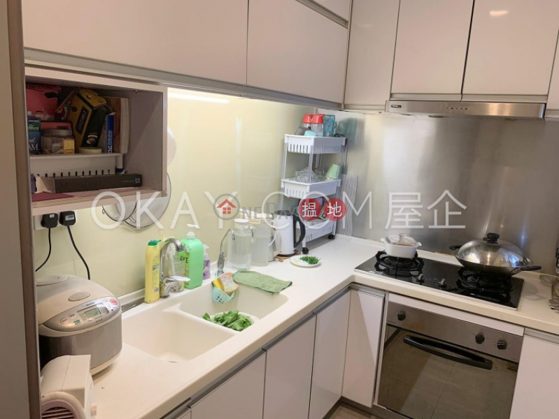 HK$ 19M Block A Grandview Tower Eastern District Efficient 3 bedroom on high floor with parking | For Sale