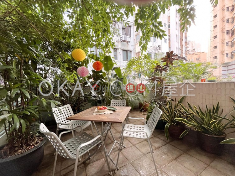 Exquisite 3 bedroom with terrace | Rental | 248 Hollywood Road 荷李活道248號 Rental Listings