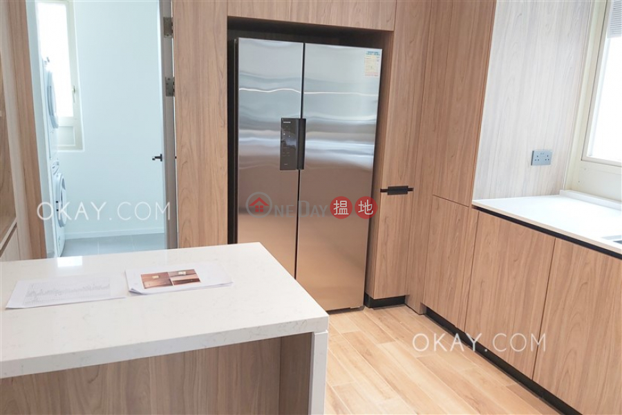 HK$ 85,000/ month St. Joan Court | Central District, Gorgeous 3 bedroom with balcony | Rental