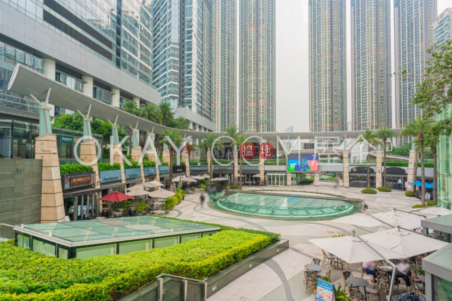 Property Search Hong Kong | OneDay | Residential, Sales Listings, Stylish 2 bedroom in Kowloon Station | For Sale