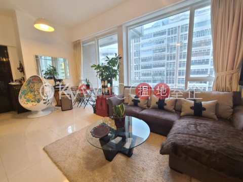 Stylish 2 bedroom on high floor with balcony | For Sale | 18 Conduit Road 干德道18號 _0