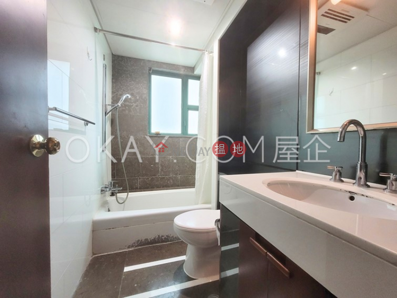 HK$ 50,000/ month | Discovery Bay, Phase 13 Chianti, The Premier (Block 6) Lantau Island Popular 3 bed on high floor with harbour views | Rental