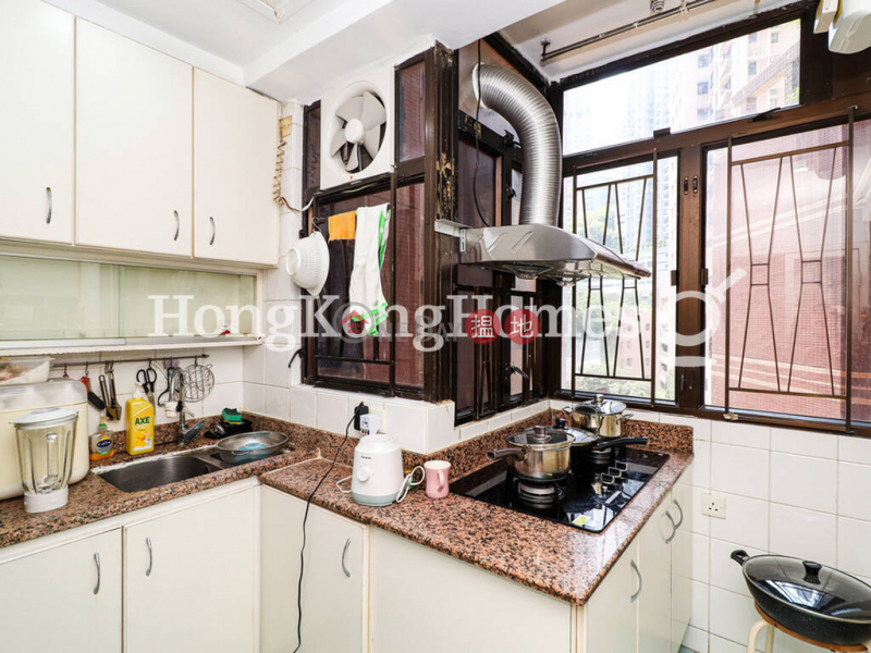 3 Bedroom Family Unit at Parkway Court | For Sale, 4 Park Road | Western District Hong Kong | Sales | HK$ 19.7M