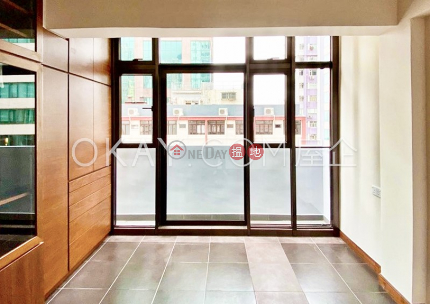 HK$ 12M Tak Yan Building | Western District | Unique 2 bedroom on high floor with rooftop | For Sale