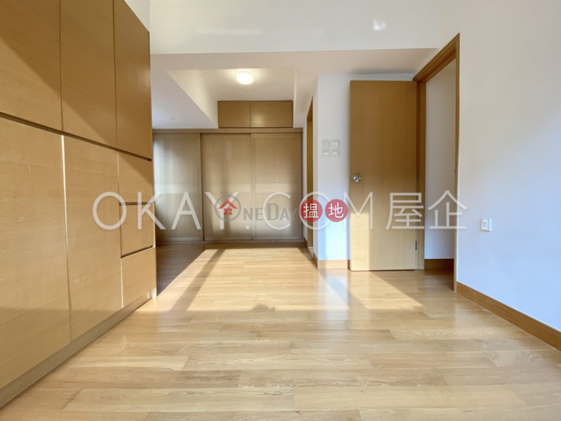 Charming 2 bedroom with balcony | Rental, Village Tower 山村大廈 Rental Listings | Wan Chai District (OKAY-R118735)