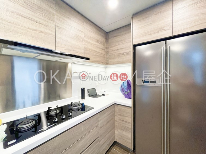 HK$ 115,000/ month, Magazine Gap Towers Central District, Rare 3 bedroom on high floor with balcony & parking | Rental