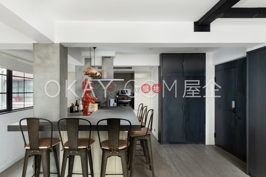 Stylish penthouse with rooftop & parking | For Sale | 10 Castle Road | Western District Hong Kong | Sales, HK$ 39M