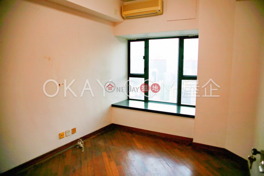 Property Search Hong Kong | OneDay | Residential | Rental Listings, Exquisite 3 bedroom in Mid-levels West | Rental