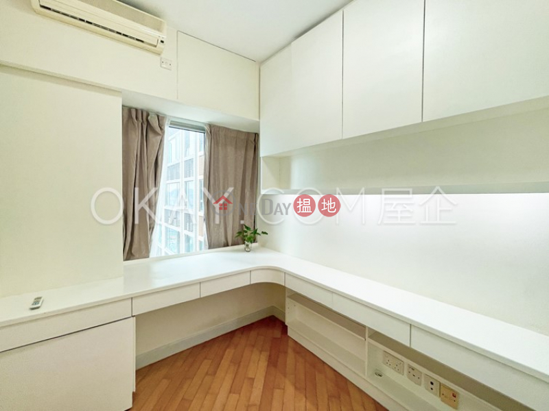 Property Search Hong Kong | OneDay | Residential Rental Listings Nicely kept 3 bedroom in Kowloon Station | Rental
