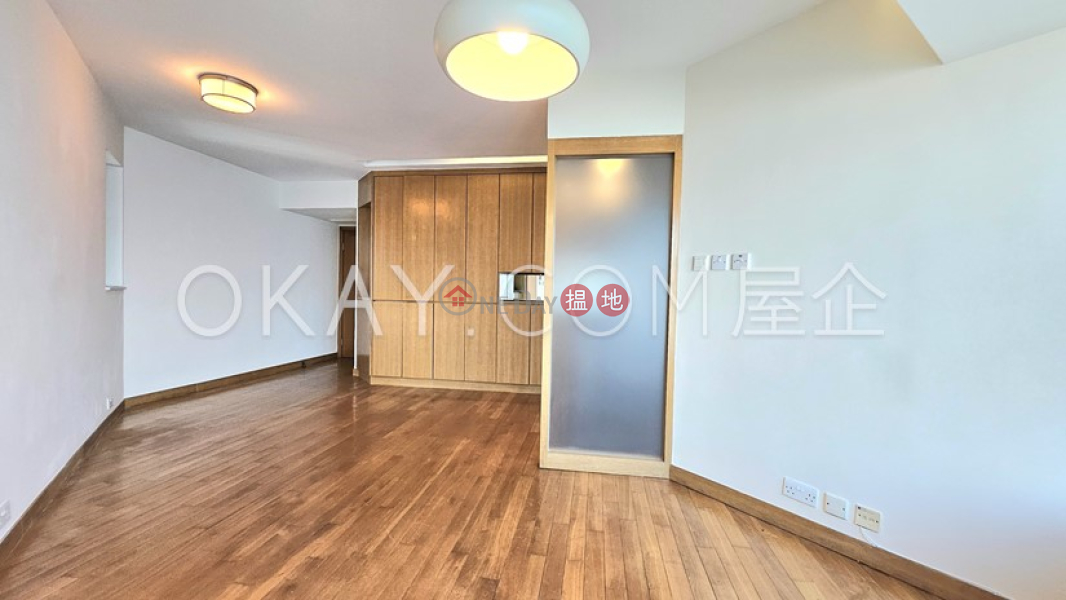 HK$ 40,000/ month, Manhattan Heights | Western District, Lovely 2 bedroom on high floor with sea views | Rental