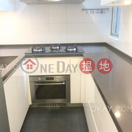 Lovely 3 bedroom in Mid-levels West | Rental | Skyview Cliff 華庭閣 _0