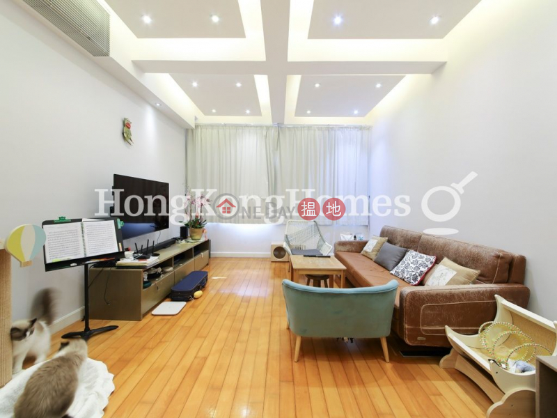 3 Bedroom Family Unit at 1-1A Sing Woo Crescent | For Sale | 1-1A Sing Woo Crescent 成和坊1-1A號 Sales Listings