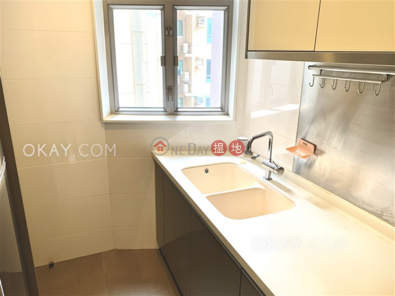 HK$ 43,000/ month Island Crest Tower 2, Western District | Gorgeous 3 bedroom with balcony | Rental