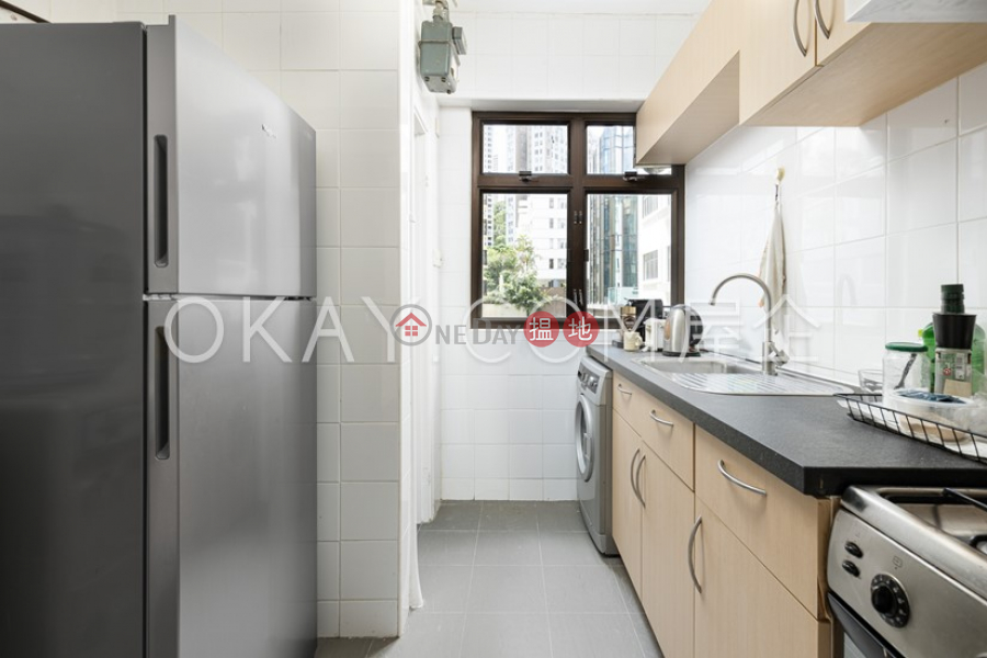 HK$ 12.8M, Jolly Garden | Wan Chai District, Rare 3 bedroom on high floor with parking | For Sale