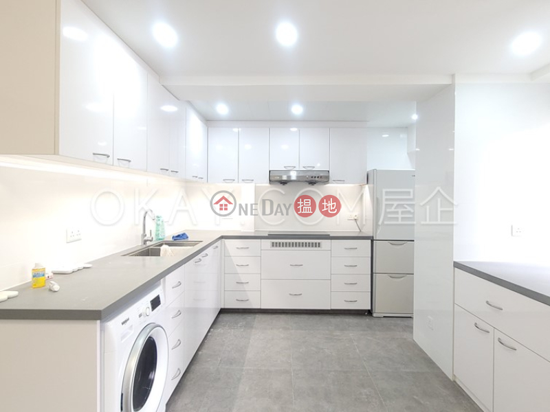 Tasteful 2 bedroom in Causeway Bay | Rental | H & S Building 嘉柏大廈 Rental Listings