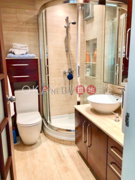 HK$ 54,000/ month, Phase 1 Beach Village, 43 Seabird Lane | Lantau Island, Tasteful 5 bed on high floor with sea views & terrace | Rental