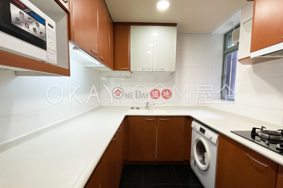 HK$ 17.8M | 2 Park Road Western District | Unique 3 bedroom with balcony | For Sale