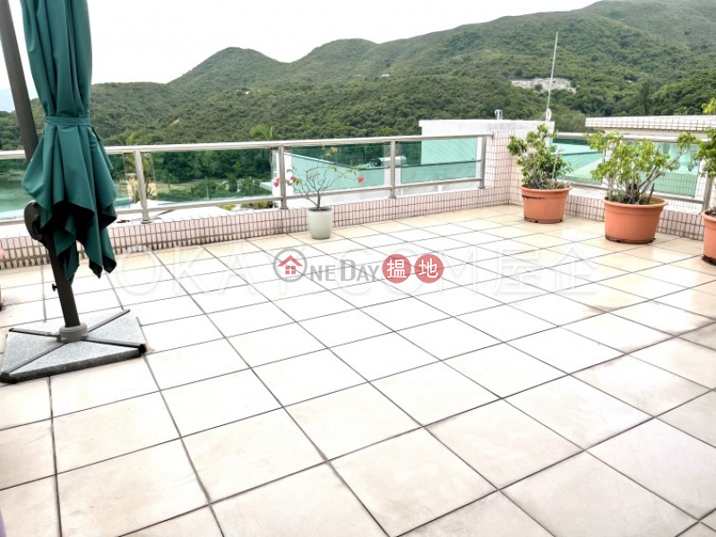 Nicely kept house with sea views, rooftop & balcony | For Sale | Tai Hang Hau Village 大坑口村 Sales Listings