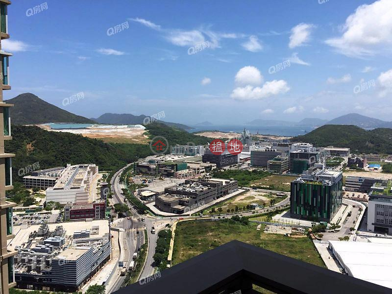 HK$ 24,000/ month Swan Lake (Tower 2 - L Wing) Phase 2A Le Prestige Lohas Park Sai Kung, Swan Lake (Tower 2 - L Wing) Phase 2A Le Prestige Lohas Park | 3 bedroom Mid Floor Flat for Rent