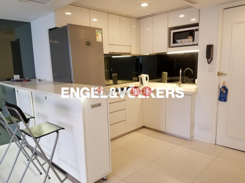 1 Bed Flat for Sale in Wan Chai, Convention Plaza Apartments 會展中心會景閣 Sales Listings | Wan Chai District (EVHK31447)