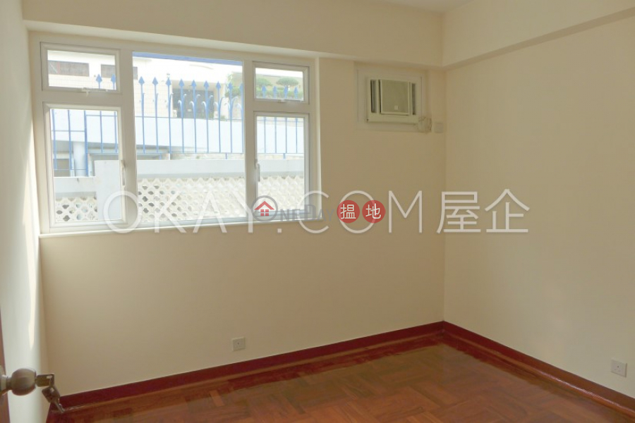 HK$ 39,000/ month Amber Garden, Wan Chai District Nicely kept 3 bedroom with parking | Rental