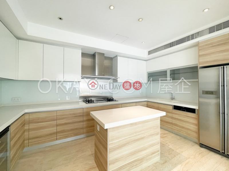 4房4廁,可養寵物,連車位,露台雄冠苑出售單位|29-31靜修里 | 南區-香港-出售-HK$ 9,080萬