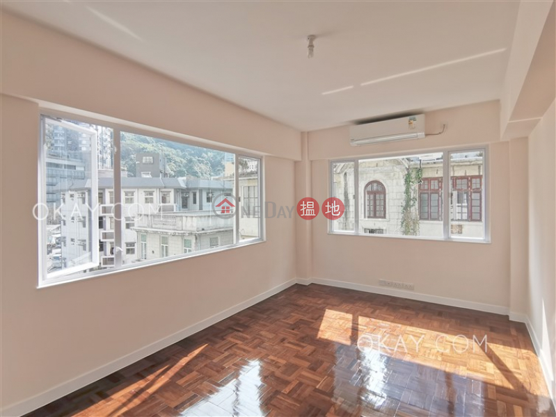 Property Search Hong Kong | OneDay | Residential | Rental Listings Tasteful 2 bedroom on high floor with rooftop & parking | Rental