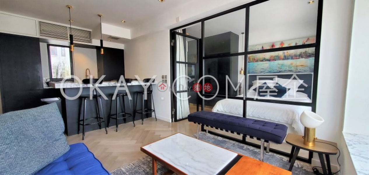 Stylish 2 bedroom on high floor with sea views | For Sale | 1-6 Ying Wa Terrace | Western District Hong Kong | Sales HK$ 11.9M