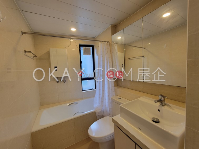 HK$ 80,000/ month, Birchwood Place | Central District | Luxurious 3 bedroom on high floor with parking | Rental