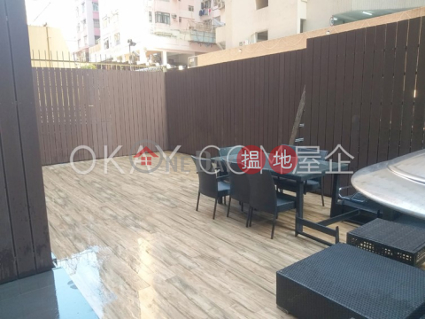 Intimate 2 bedroom with terrace | For Sale | Fu Bong Mansion 富邦大廈 _0