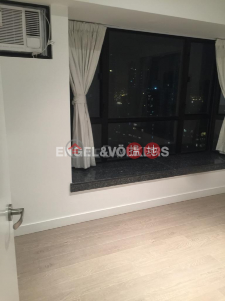 HK$ 39,000/ month | Vantage Park Western District | 3 Bedroom Family Flat for Rent in Mid Levels West
