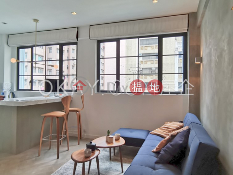 Intimate 1 bedroom on high floor with rooftop | Rental | 19-21 Tung Street 東街19-21號 _0