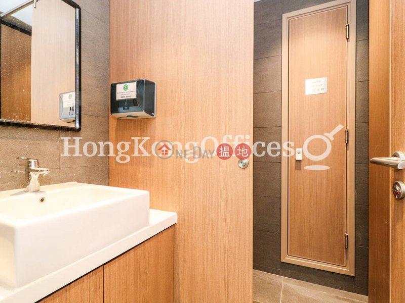 HK$ 38,760/ month | Skyway Centre | Western District, Office Unit for Rent at Skyway Centre