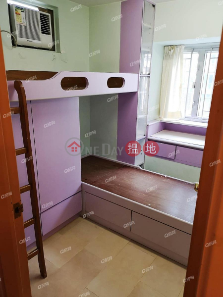 Property Search Hong Kong | OneDay | Residential, Rental Listings, Markfield Building | 2 bedroom Mid Floor Flat for Rent